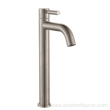 Safe stainless steel kitchen faucet